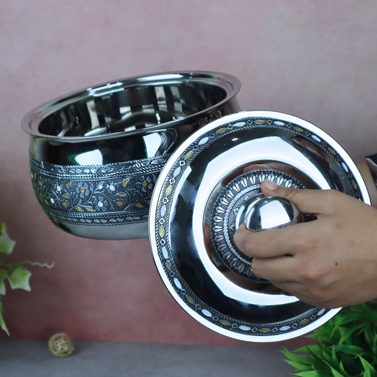 LIME Stainless Steel Casserole / Hot Pot with Lid | Oxidized Meenakari Chapati Box Thermoware Casserole (2000 ml)