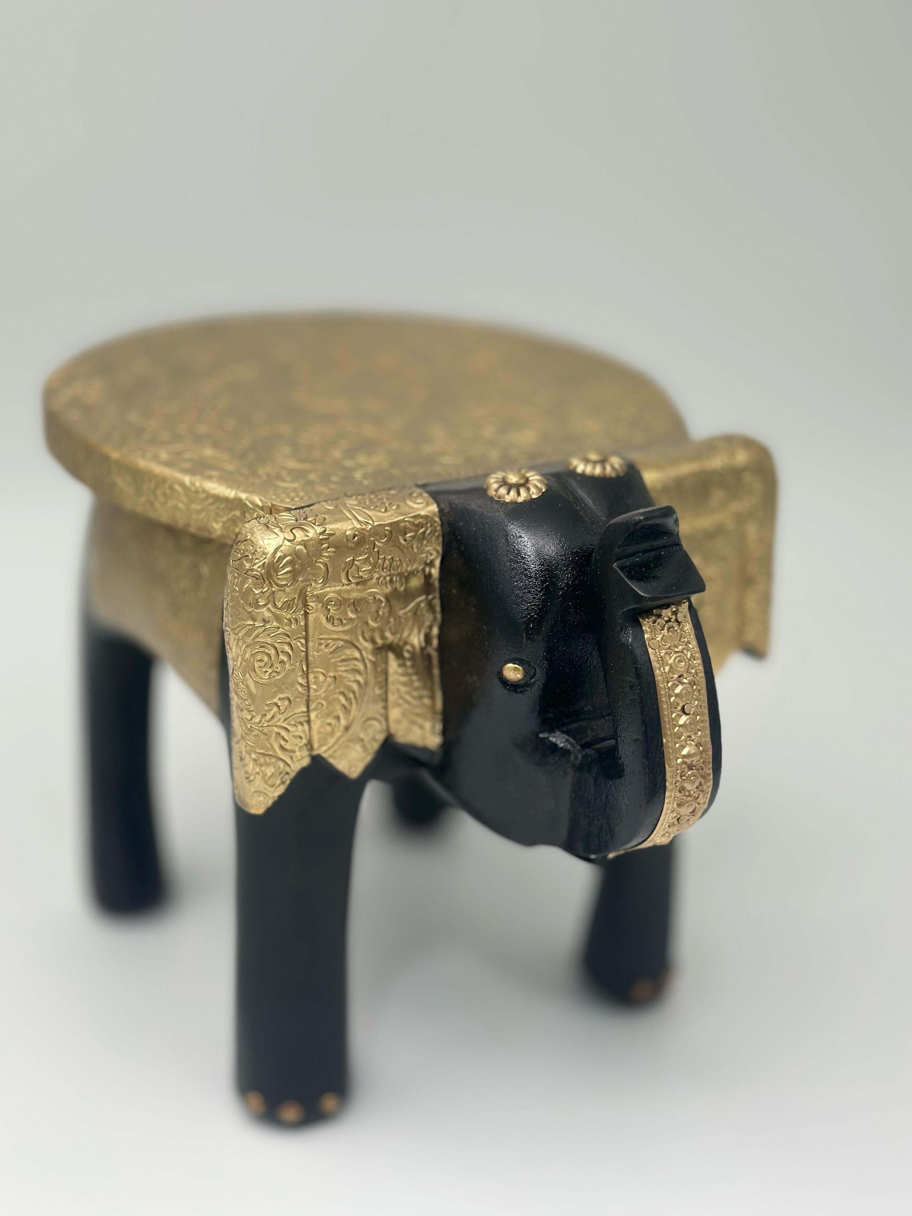 Lime Wooden Elephant Table Cum Stool/Handcrafted with Brass Inlay (Brown Colour) Bajot
