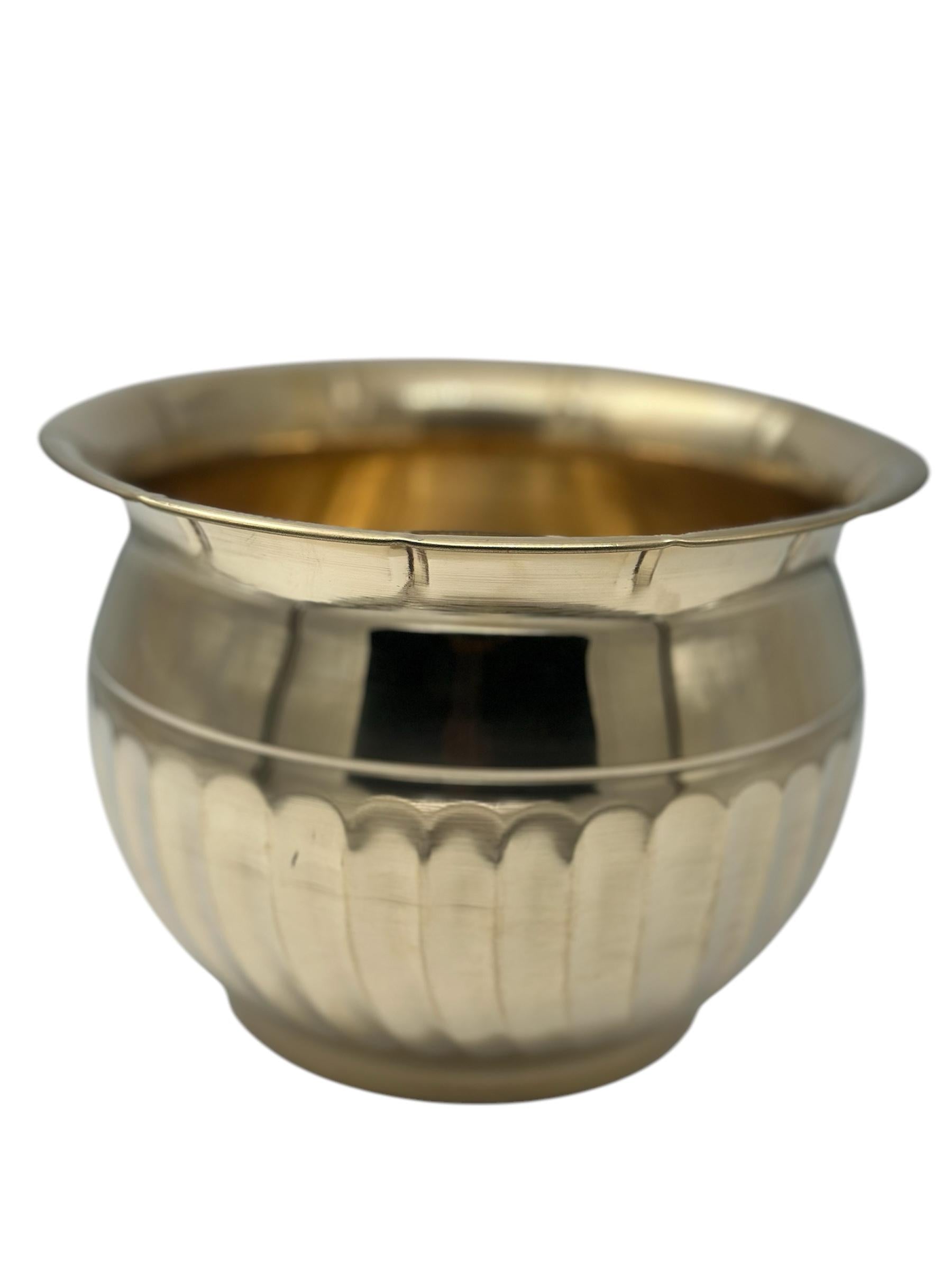 LIME Brass Planters for Indoor Plants - Antiqued Brass Vase Metal Planters for Living Room - Golden Pots for Indoor Plants - Design with Curved Base Accent Home Decorative