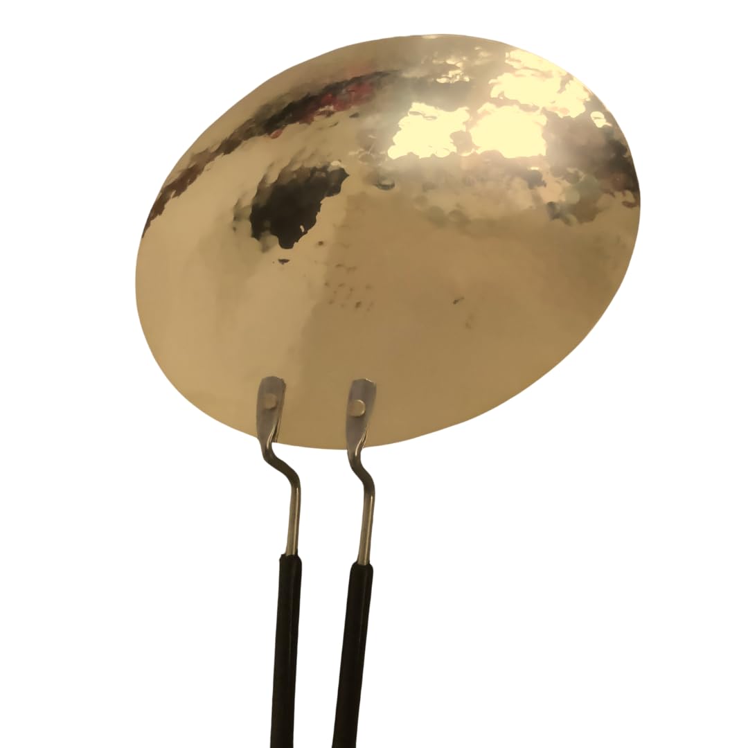 &nbsp;Brass Roti Tawa - Traditional Indian Cooking Pan with Health-Boosting Properties (26 cm) (Brass Roti Tawa) Hammered